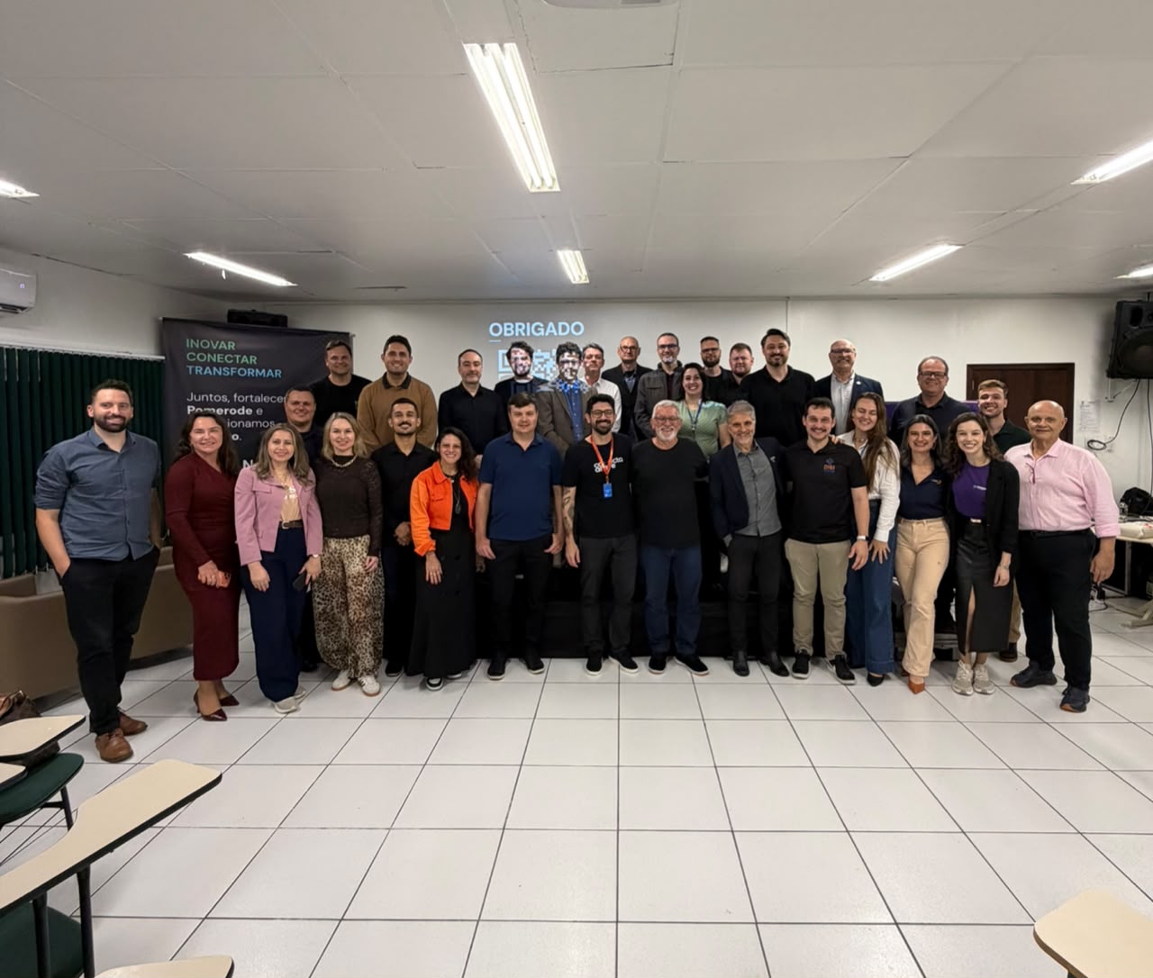 Pomerode dá um passo histórico rumo à inovação e reúne lideranças de todo o ecossistema catarinense em evento que lotou a ACIP Pomerode dá um passo histórico rumo à inovação e reúne lideranças de todo o ecossistema catarinense em evento que lotou a ACIP