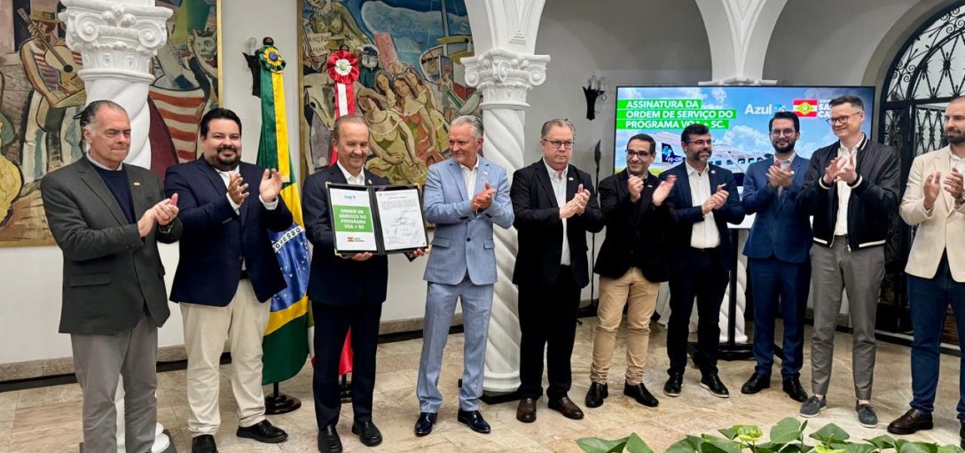 FACISC participa da assinatura da Ordem de Serviço do Programa VOA + SC FACISC participa da assinatura da Ordem de Serviço do Programa VOA + SC