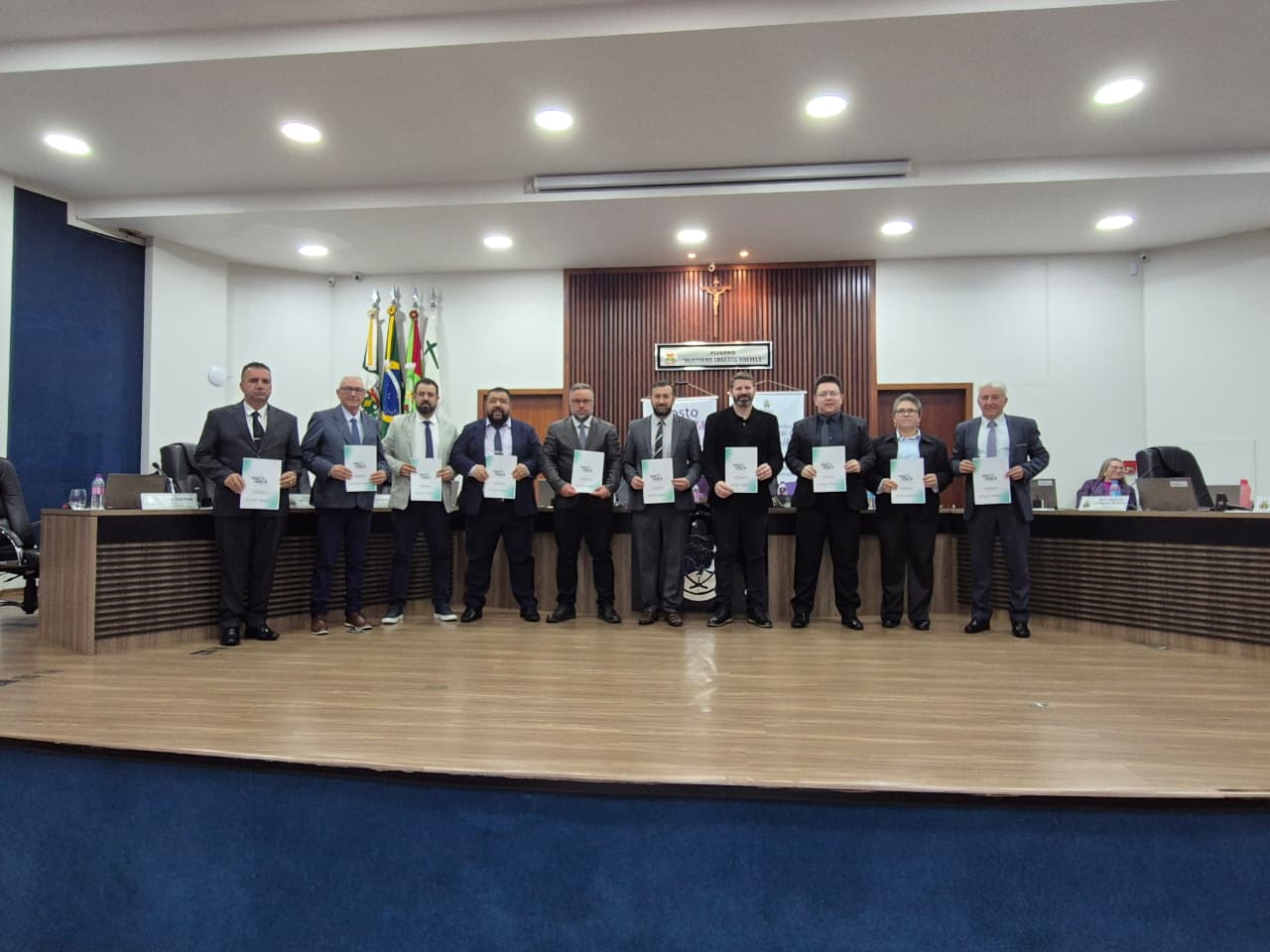 ACIAF apresenta pleitos do projeto Voz Única ao Legislativo de Fraiburgo ACIAF apresenta pleitos do projeto Voz Única ao Legislativo de Fraiburgo