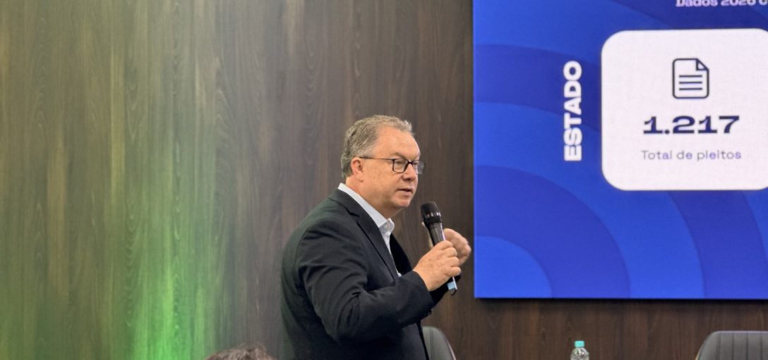 Candidatos ao Governo de SC e ao Senado assumem compromisso com pauta do Voz Única Candidatos ao Governo de SC e ao Senado assumem compromisso com pauta do Voz Única