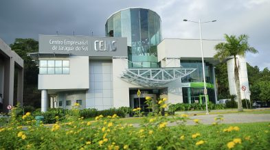 Entidades empresariais recebem candidatos em Diálogos Institucionais e apresentam pleitos da região