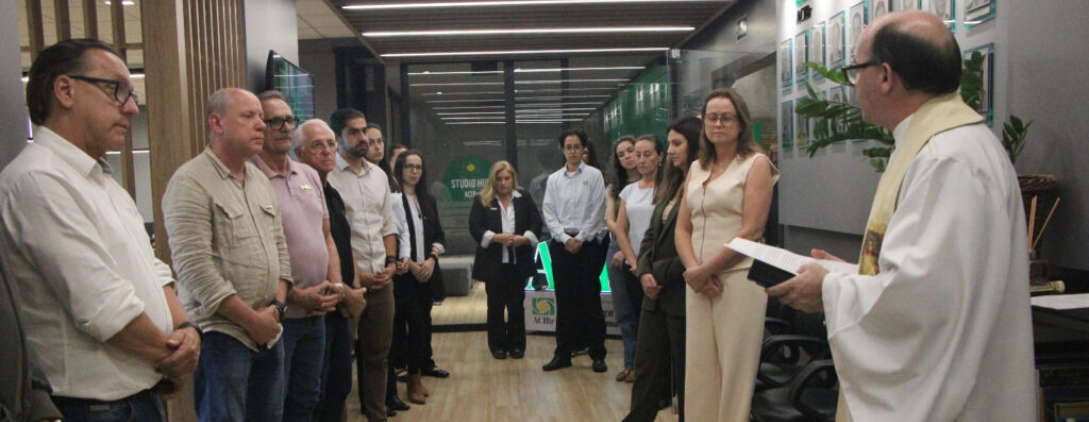 Bênção marca entrega da primeira etapa da reforma da sede da ACIBr Bênção marca entrega da primeira etapa da reforma da sede da ACIBr