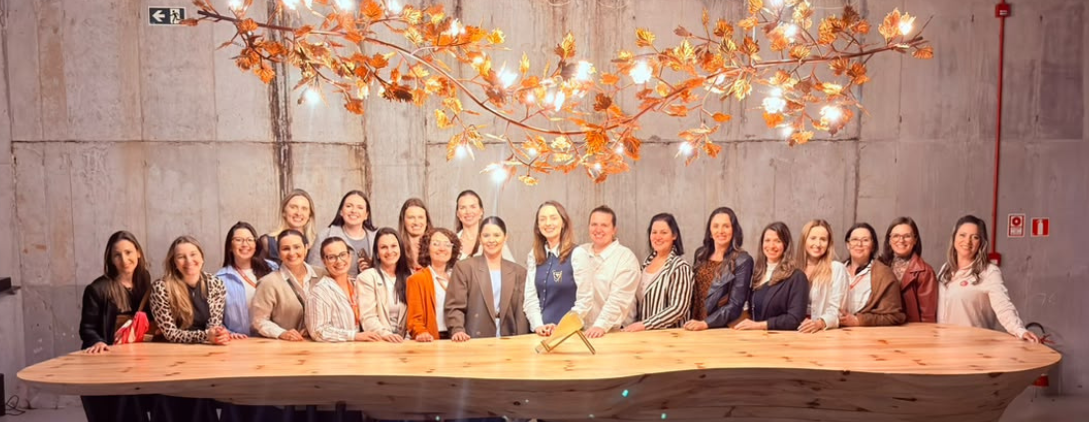 Núcleo da Mulher Empreendedora de Forquilhinha realiza visita técnica à Serra Gaúcha