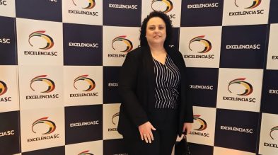 Diretora da ACIAV assume vice-presidência regional do ExcelênciaSC