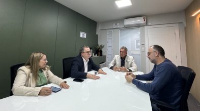 Elson Otto soma quase 400 visitas às associações empresariais de Santa Catarina em três anos de gestão Elson Otto soma quase 400 visitas às associações empresariais de Santa Catarina em três anos de gestão
