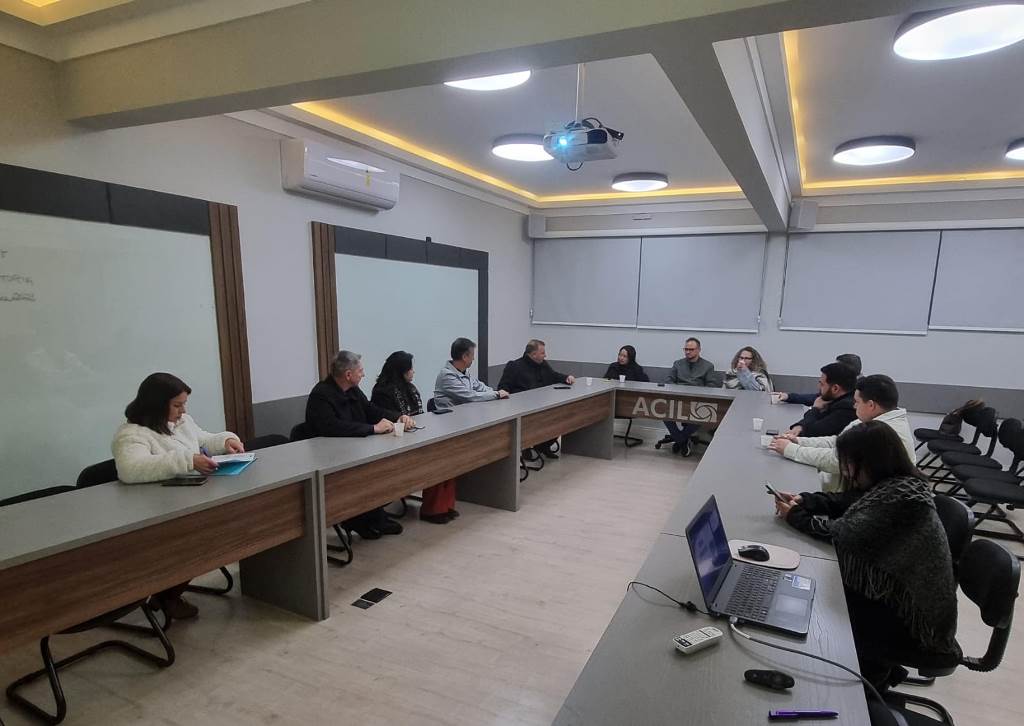 Núcleo de Imobiliárias de Tubarão participa de reunião do Nimob na ACIL