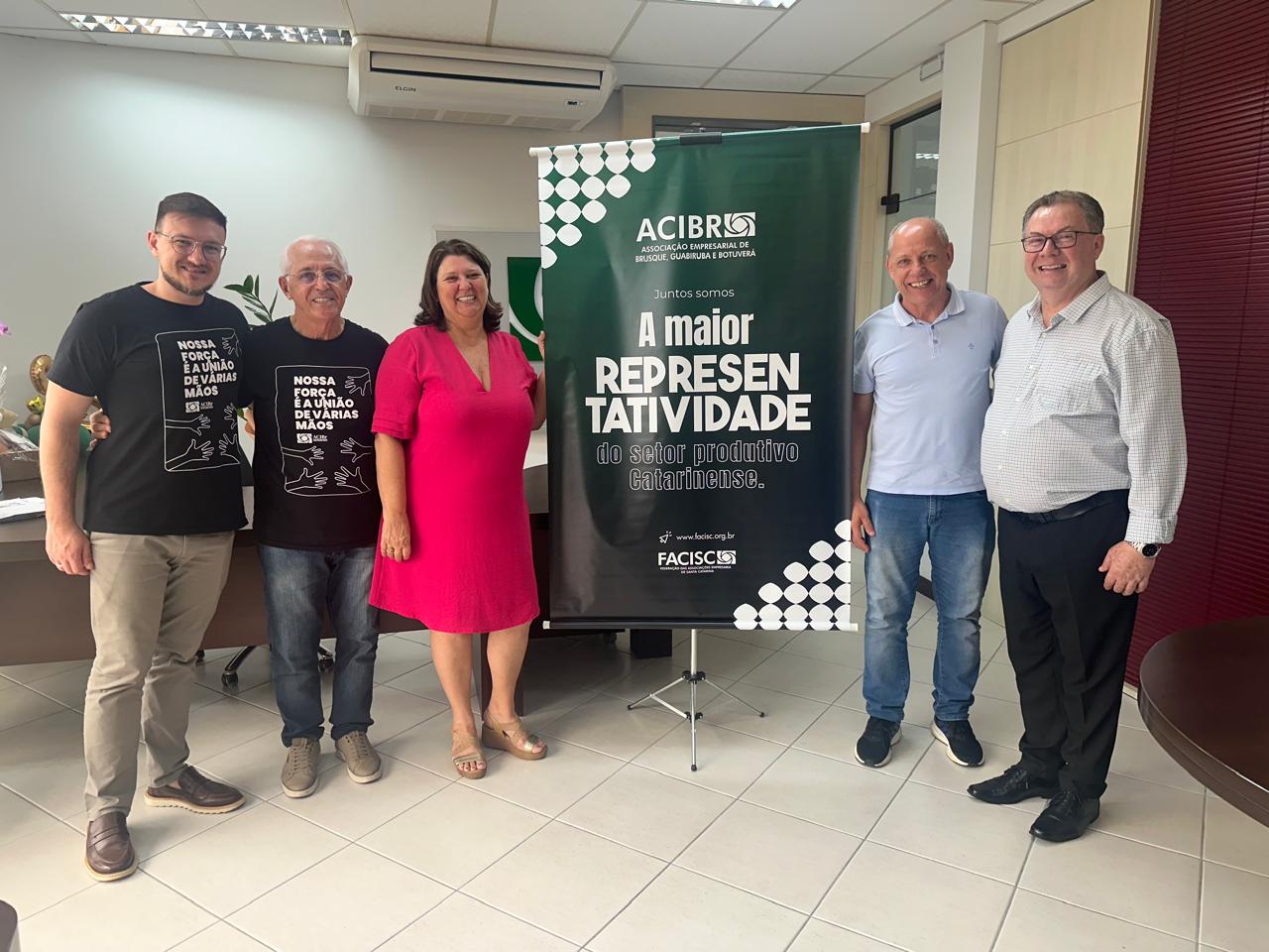 ACIBr recebe visita do presidente da FACISC ACIBr recebe visita do presidente da FACISC