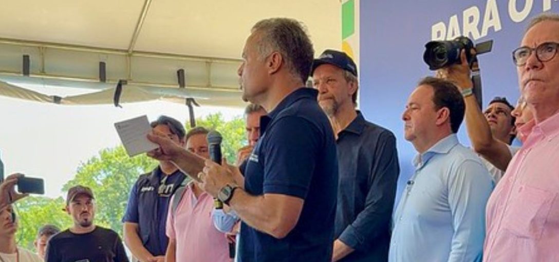 VOZ ÚNICA: FACISC acompanha anúncio no Morro dos Cavalos e vistoria de obras na Serra da Rocinha