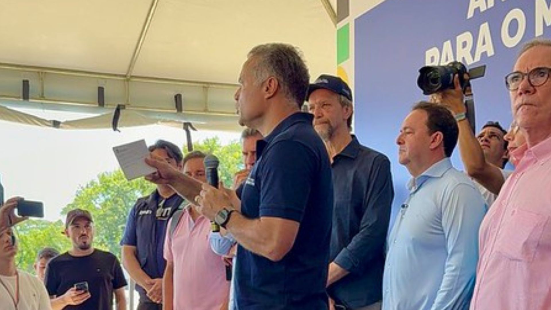 VOZ ÚNICA: FACISC acompanha anúncio no Morro dos Cavalos e vistoria de obras na Serra da Rocinha