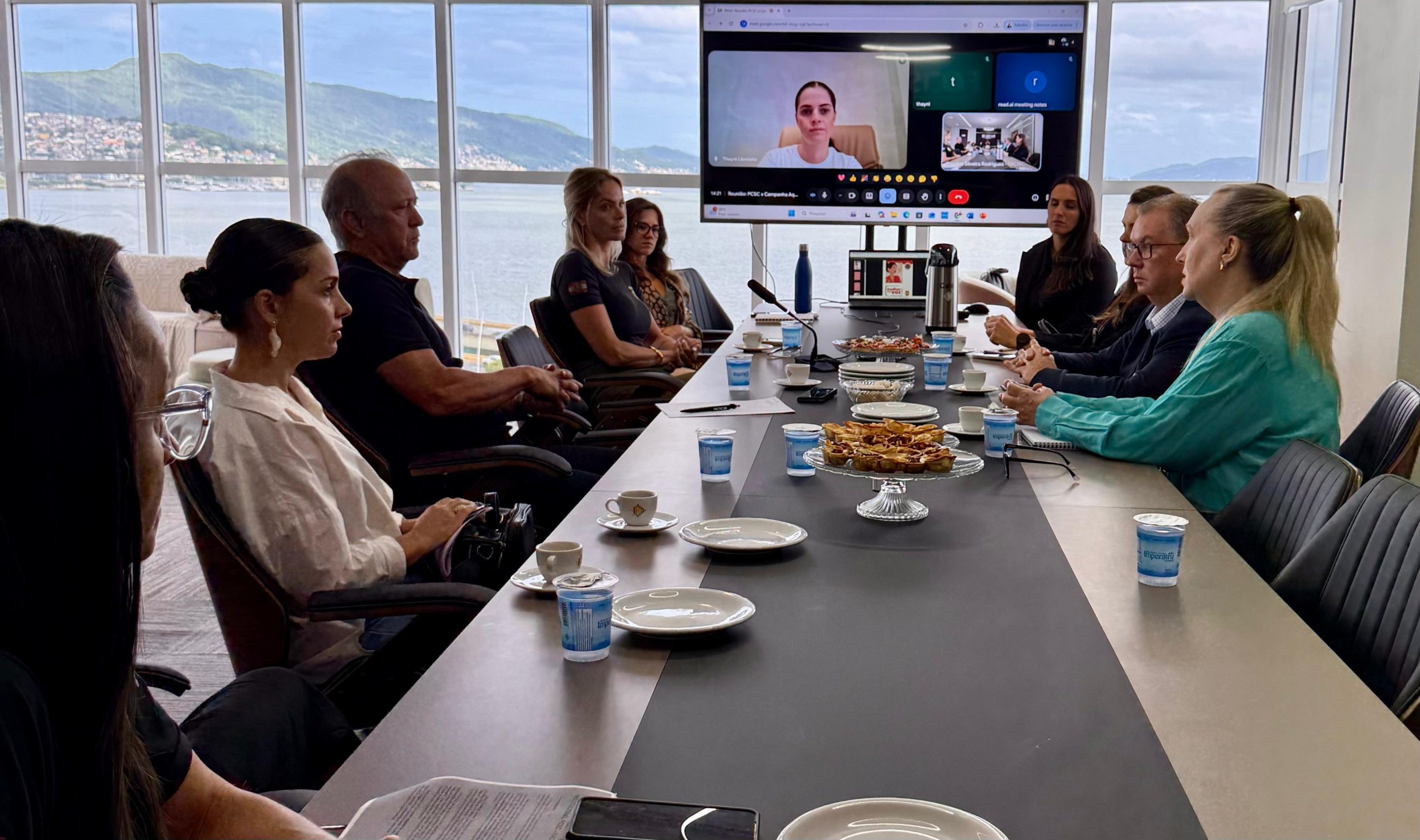 FACISC e Polícia Civil unem forças para combater a violência contra a mulher FACISC e Polícia Civil unem forças para combater a violência contra a mulher