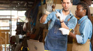 Setor empresarial alerta para riscos da tramitação acelerada da escala 6×1