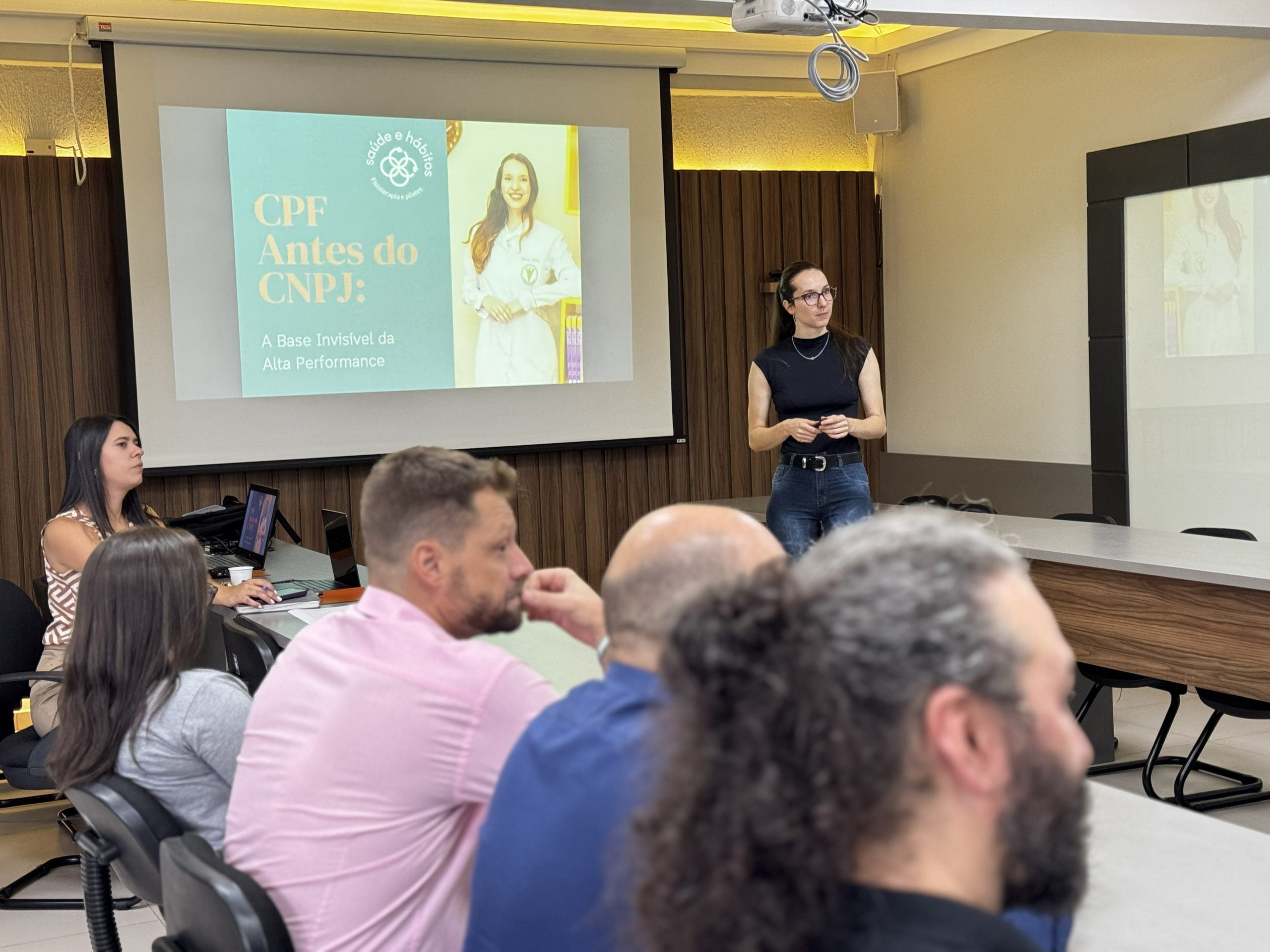 Encontro do Núcleo de Gestão de Negócios da ACIL destaca o empreendedor como base estratégica da alta performance